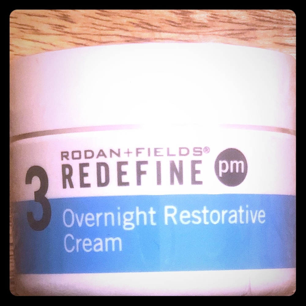 Rodan + fields overnight restorative cream